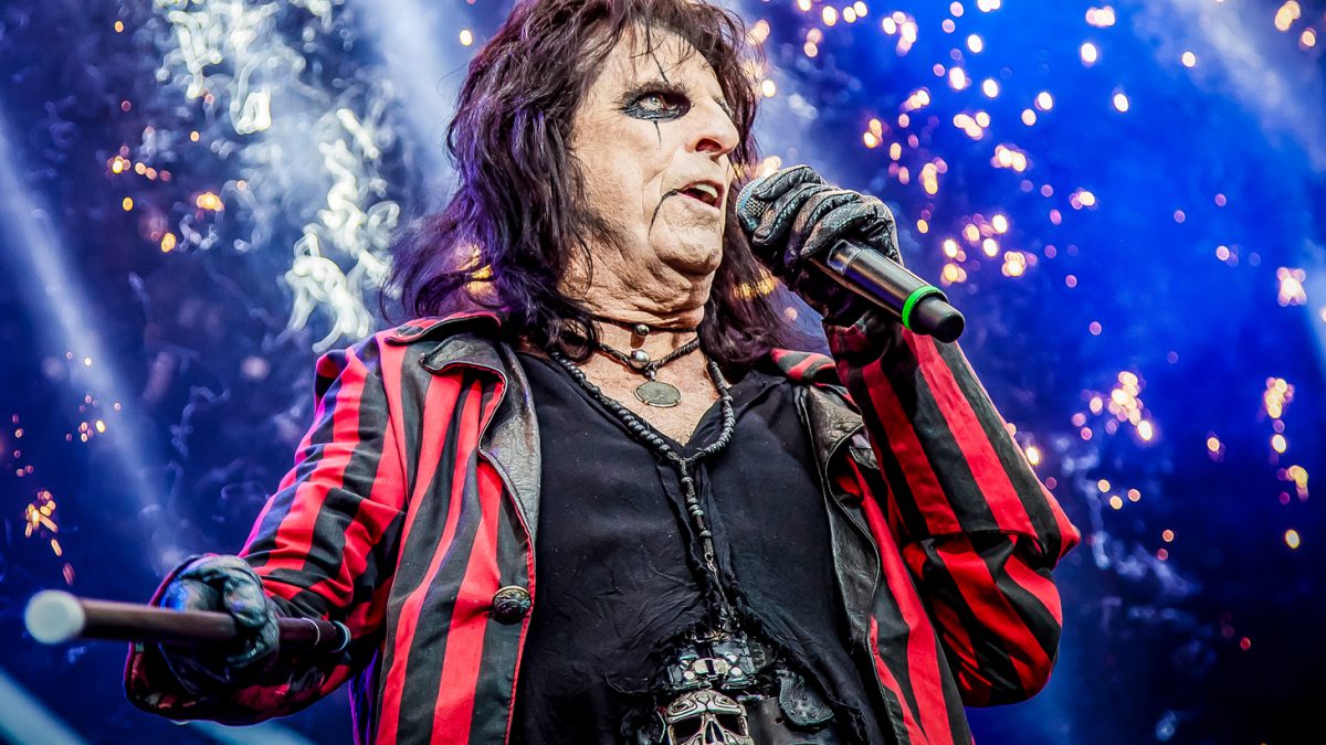 Rocker Alice Cooper turned to God to get out of alcohol addiction